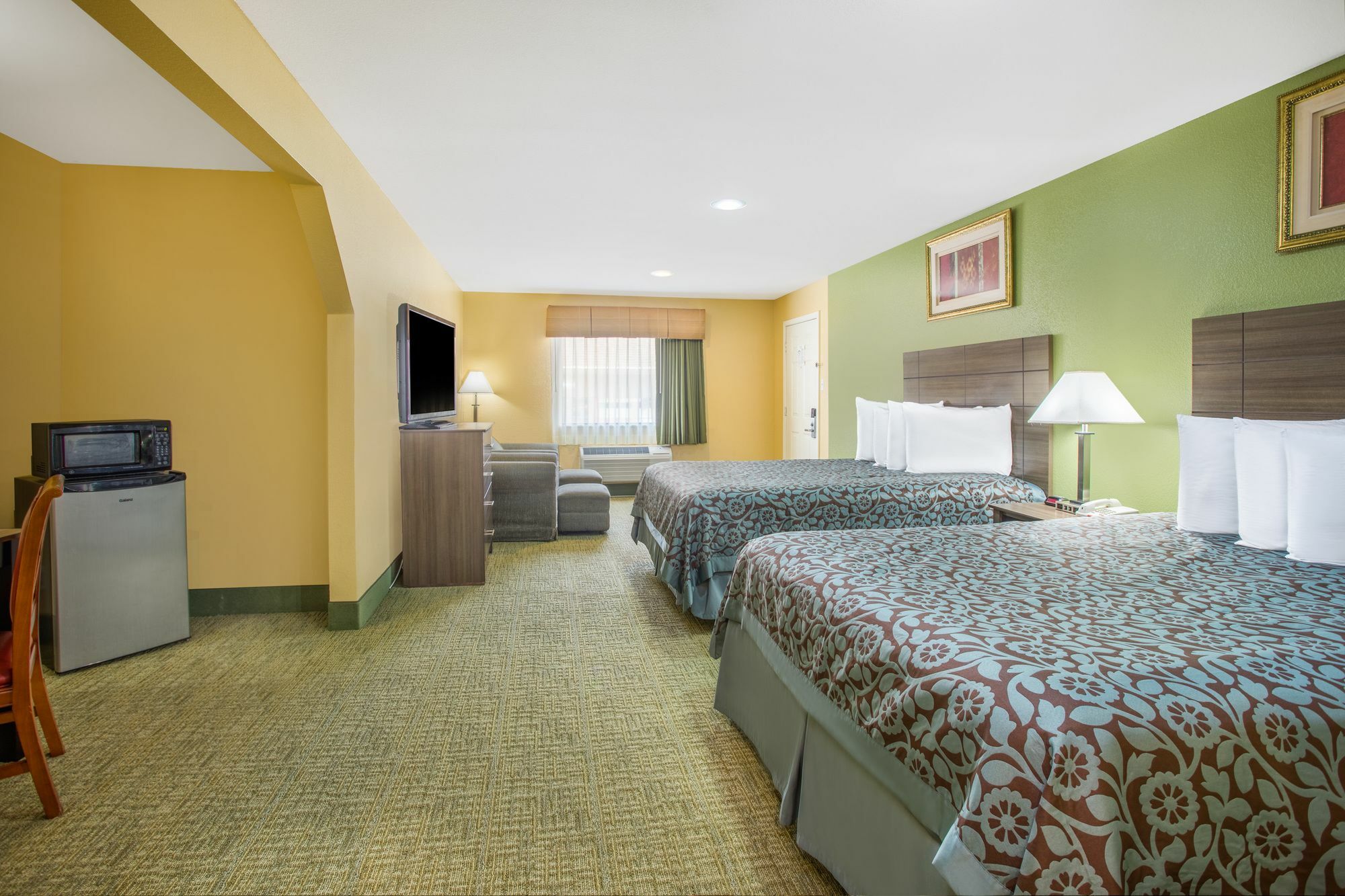 Days Inn By Wyndham Abbeville Exterior photo